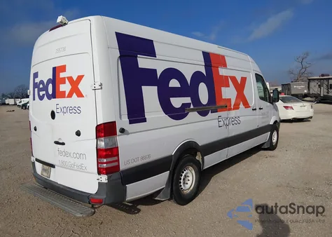 2015 Mercedes-Benz Sprinter 2500 High Roof from USA, damaged, VIN WD3PE8DB4FP127841